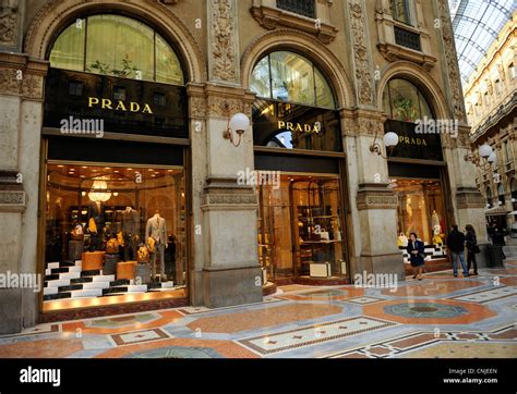 galleria vittorio emanuele ii gucci and prada|vittorio emanuele italy.